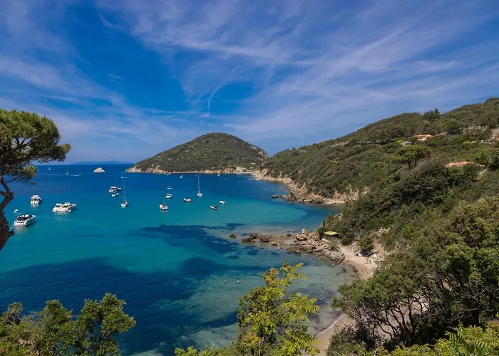 Vakantiehuis Casa La Nave Enfola - Argonautivacanze *